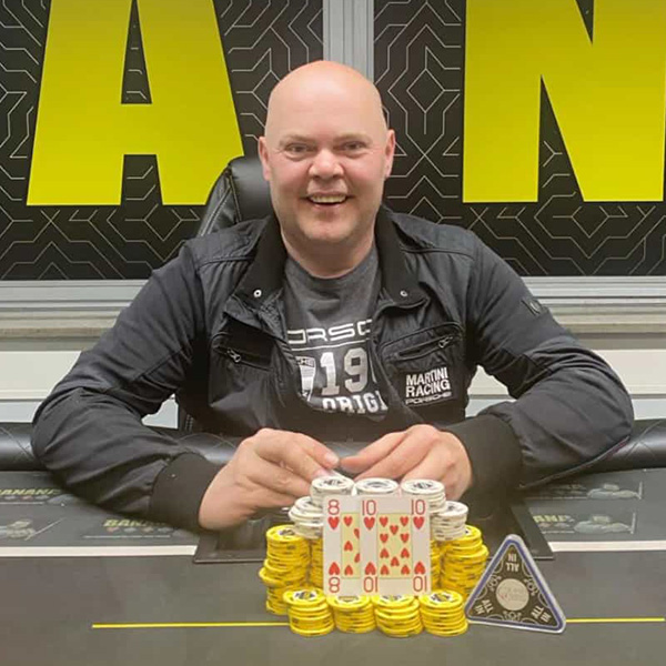 Bild des Sieger und des Zweitplatzierten des Tournaments #8 vom 24. Februar 2024